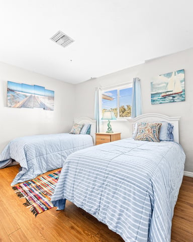 Sand Dollar Room
